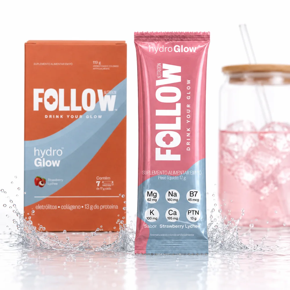 Caixa e sachê oficiais do Follow HydroGlow ao lado de um copo com a bebida preparada